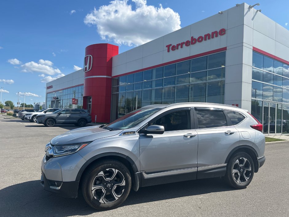 Honda CR-V Touring 2019-0