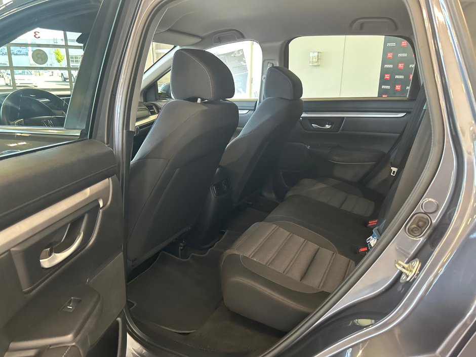 Honda CR-V LX 2020-9