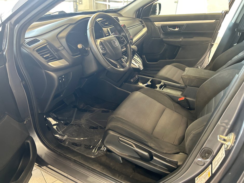 Honda CR-V LX 2020-16
