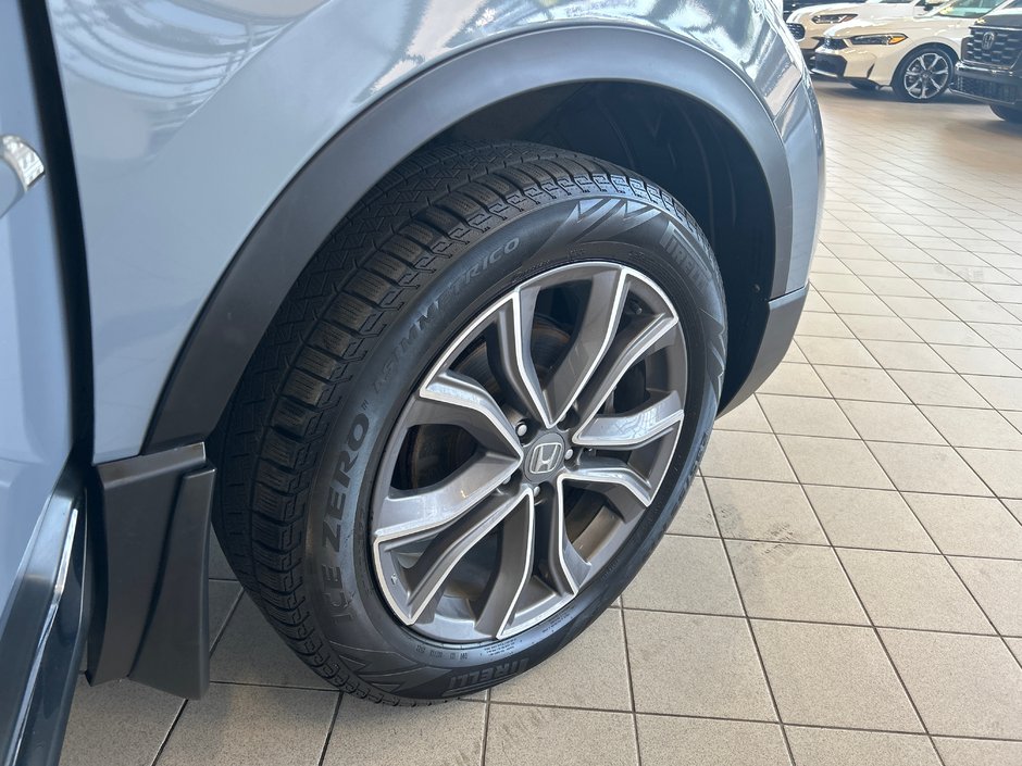 Honda CR-V Touring 2020-10