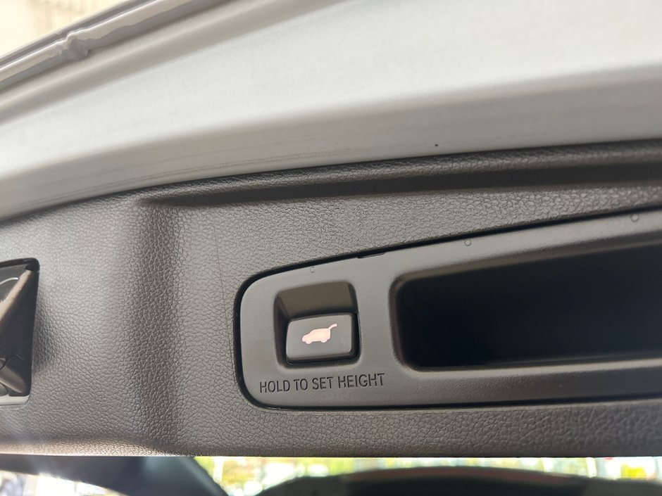 Honda CR-V Touring 2020-6