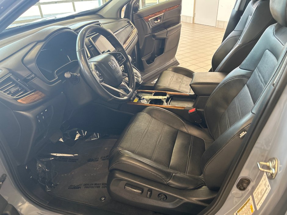 Honda CR-V Touring 2020-13