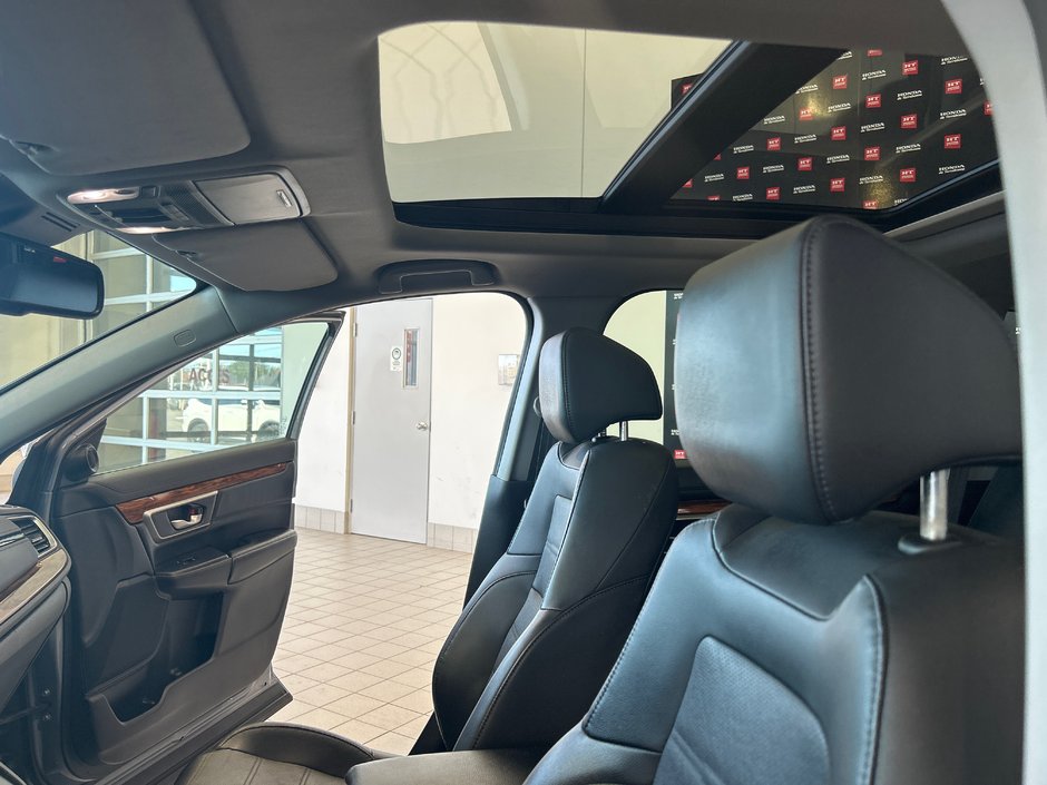 Honda CR-V Touring 2020-15