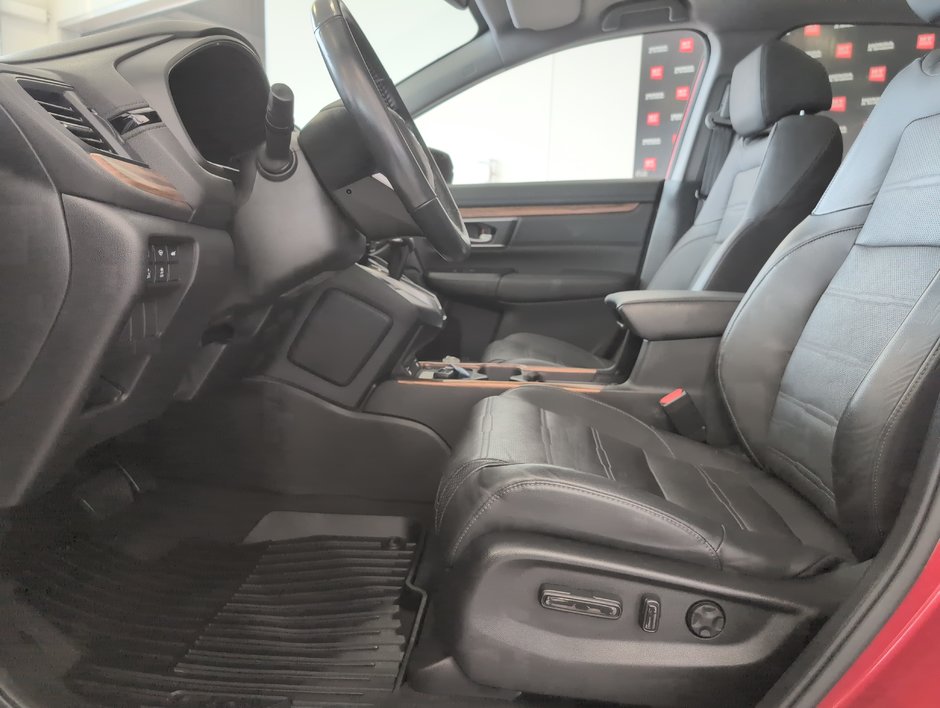 Honda CR-V Touring 2021-10