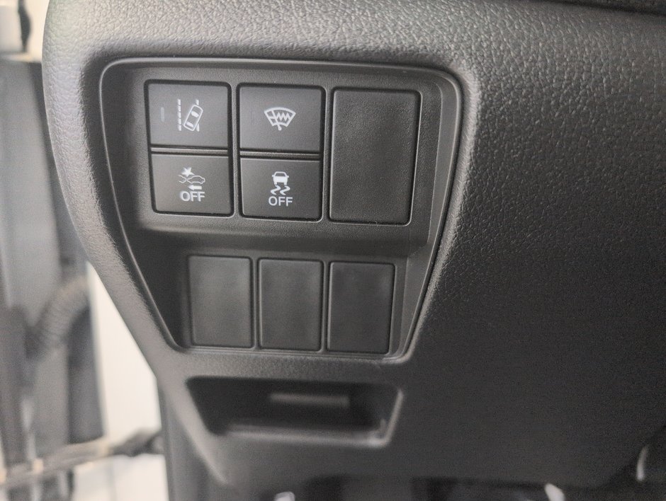 Honda CR-V LX 2021-16