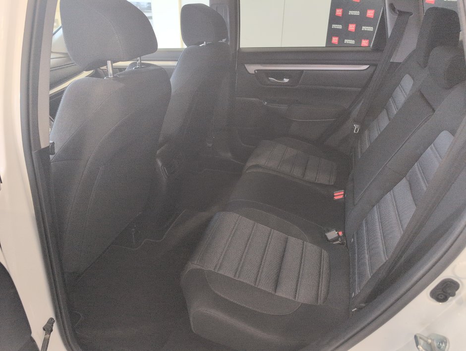Honda CR-V LX 2021-10