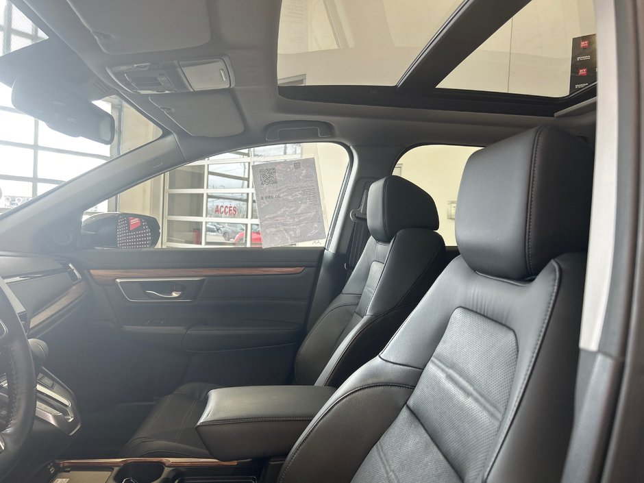 2021 Honda CR-V Touring-21