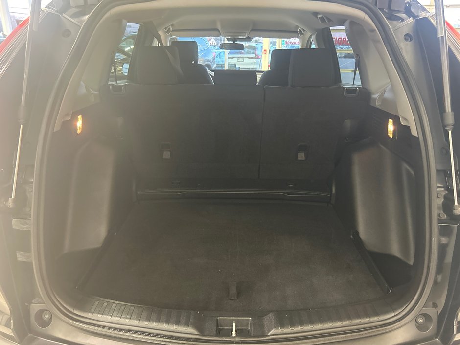 Honda CR-V LX 2021-8