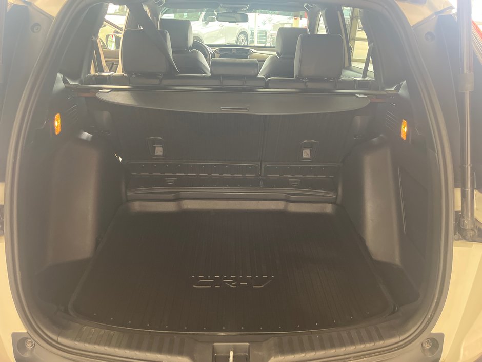 2021 Honda CR-V Touring black édition-11