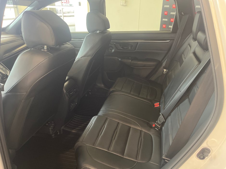 2021 Honda CR-V Touring black édition-10