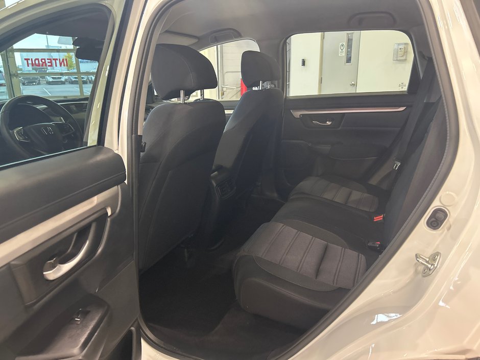 Honda CR-V LX 2022-9