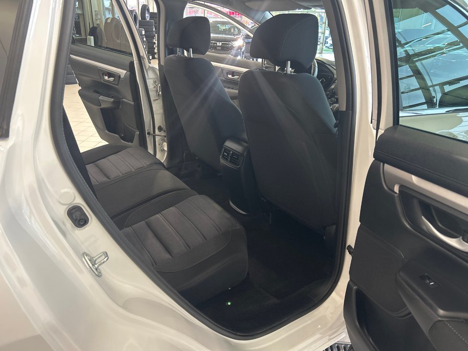 Honda CR-V LX 2022-11