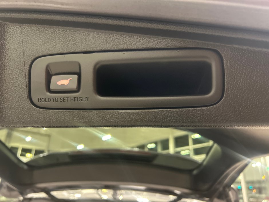 Honda CR-V Touring 2022-10