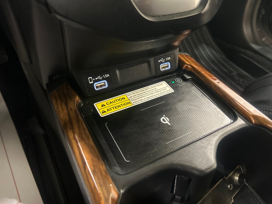 Honda CR-V Touring 2022-31