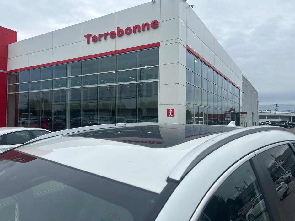 Honda CR-V Touring 2022-9