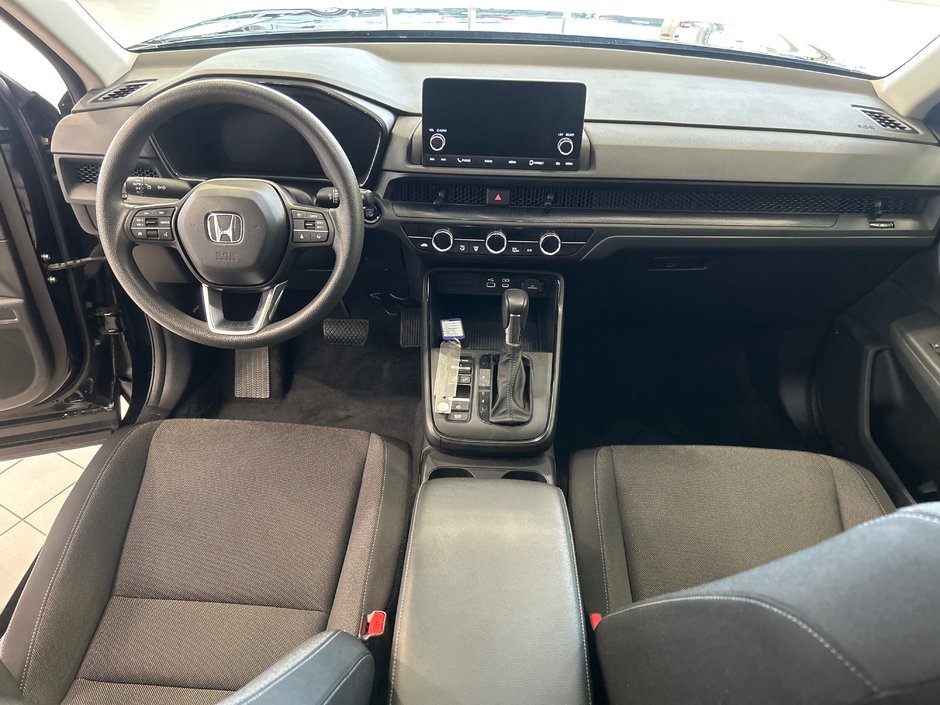 Honda CR-V LX 2023-20