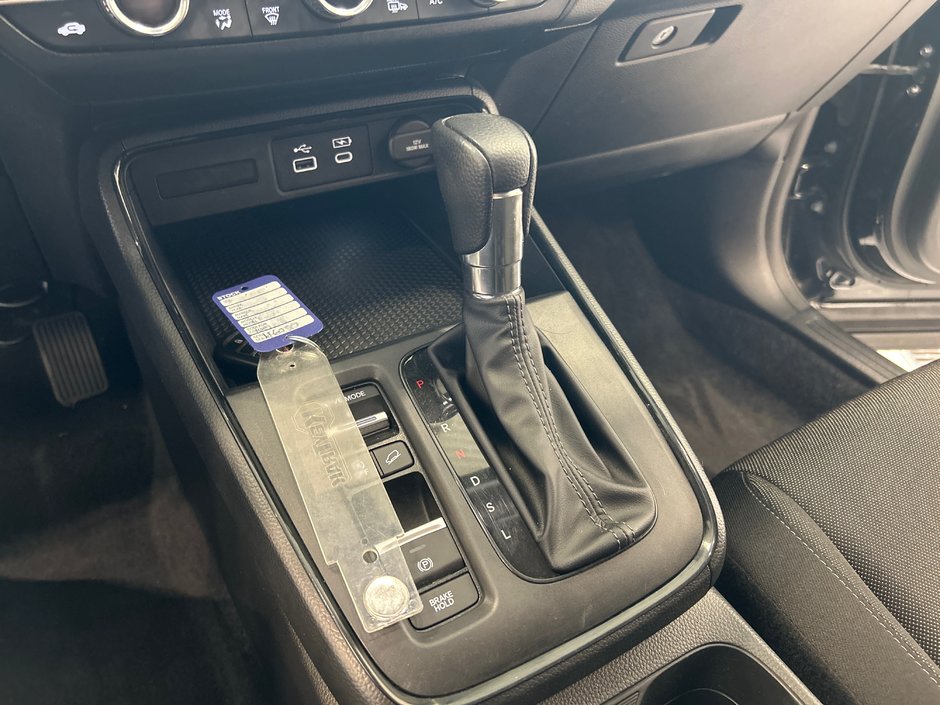 Honda CR-V LX 2023-12