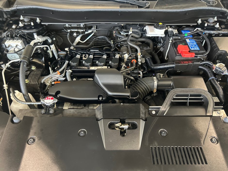 Honda CR-V LX 2023-23
