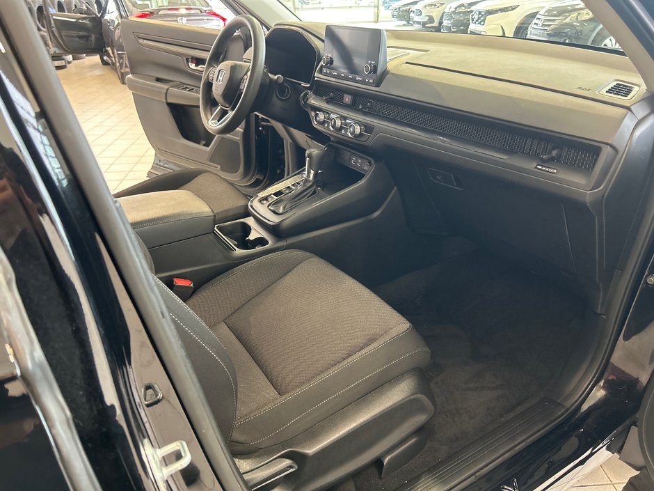 Honda CR-V LX 2023-22