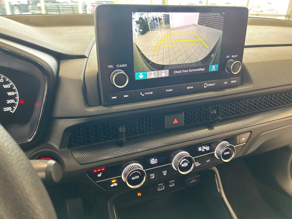 Honda CR-V LX 2023-26