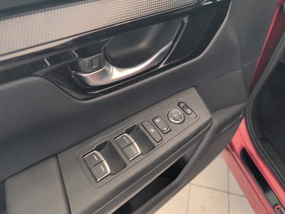 Honda CR-V Sport 2023-13