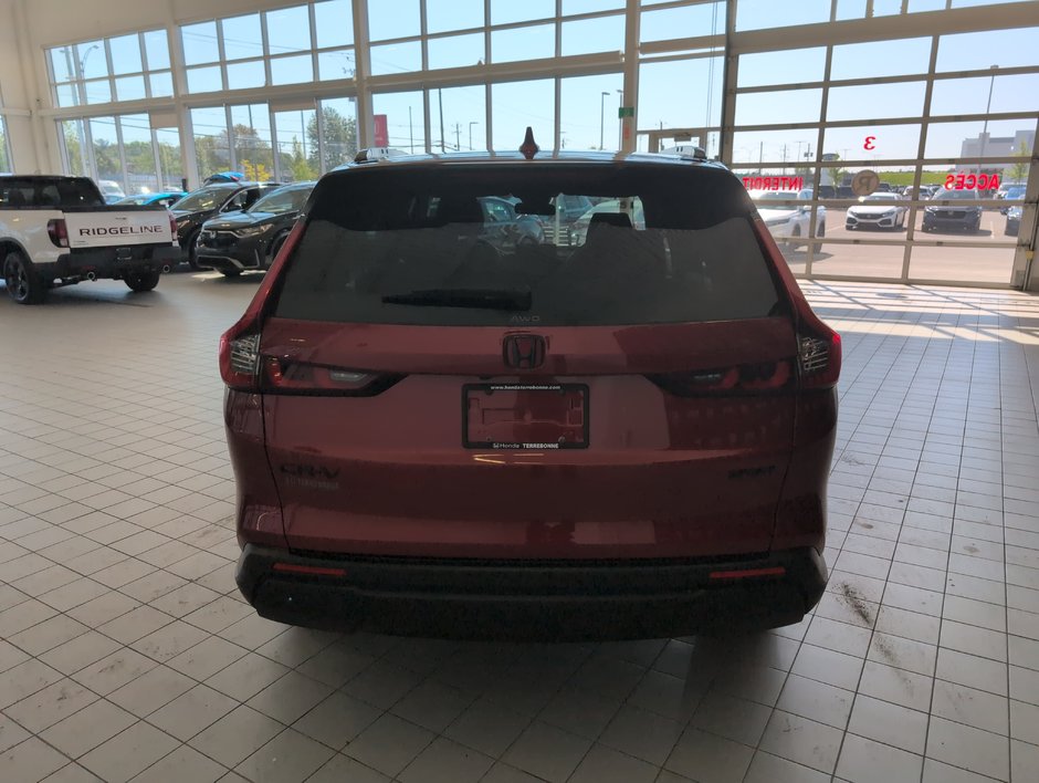 Honda CR-V Sport 2023-4