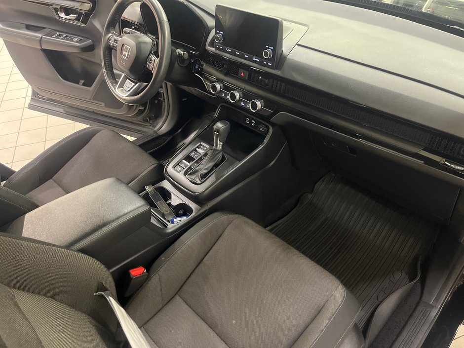 Honda CR-V Sport 2023-13