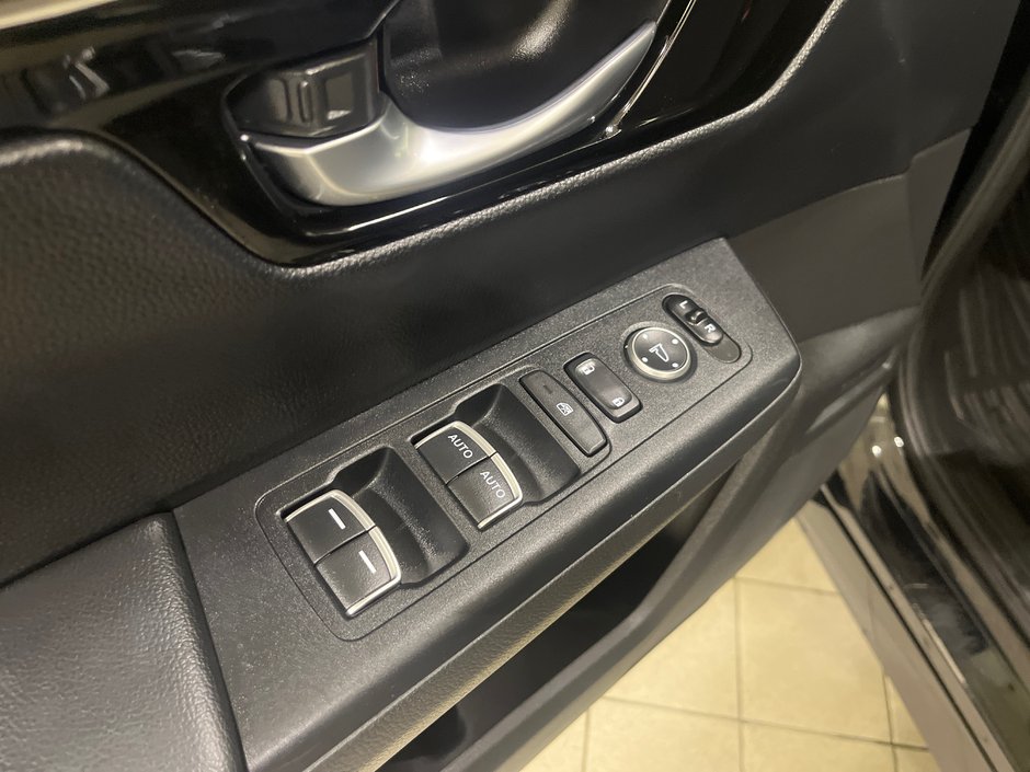 Honda CR-V Sport 2023-16