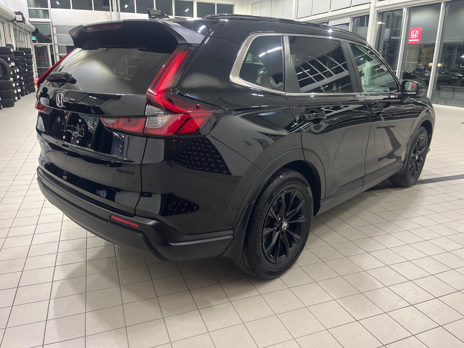 Honda CR-V Sport 2023-4
