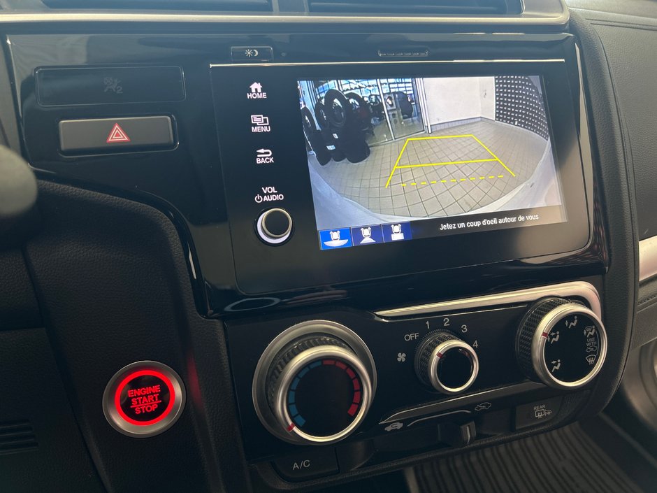 Honda Fit EX 2018-24