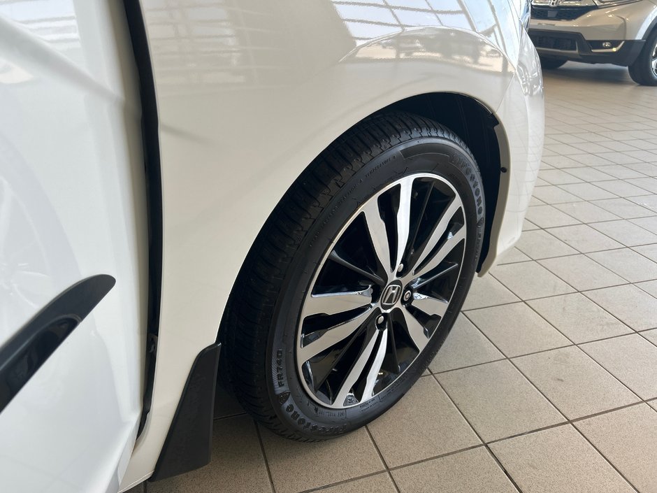 Honda Fit EX 2018-13