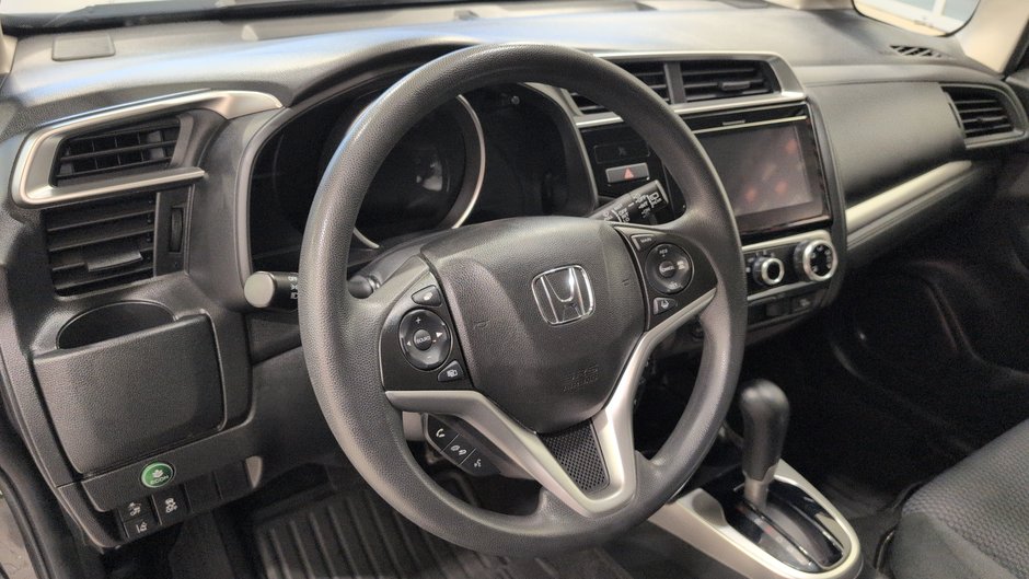 Honda Fit LX 2018-16