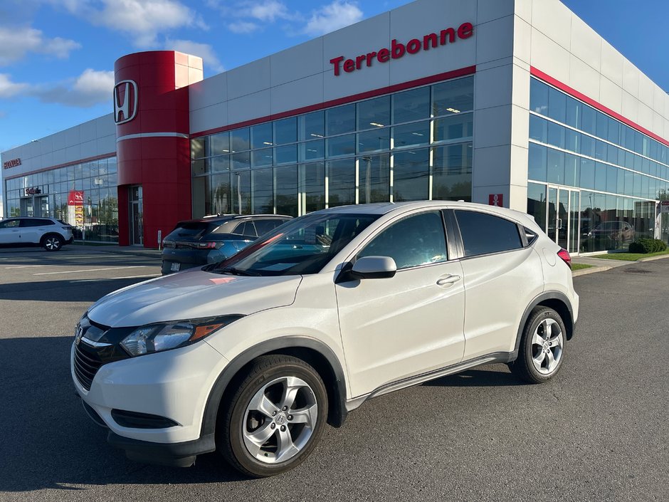 2016 Honda HR-V LX-0
