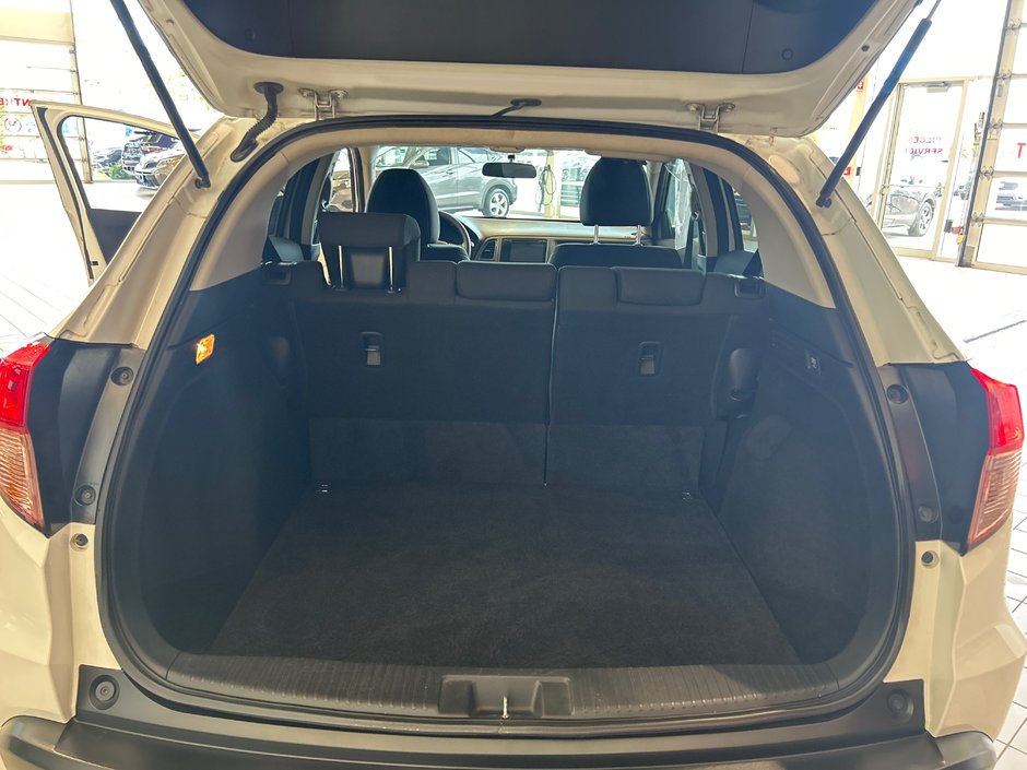 2016 Honda HR-V LX-11