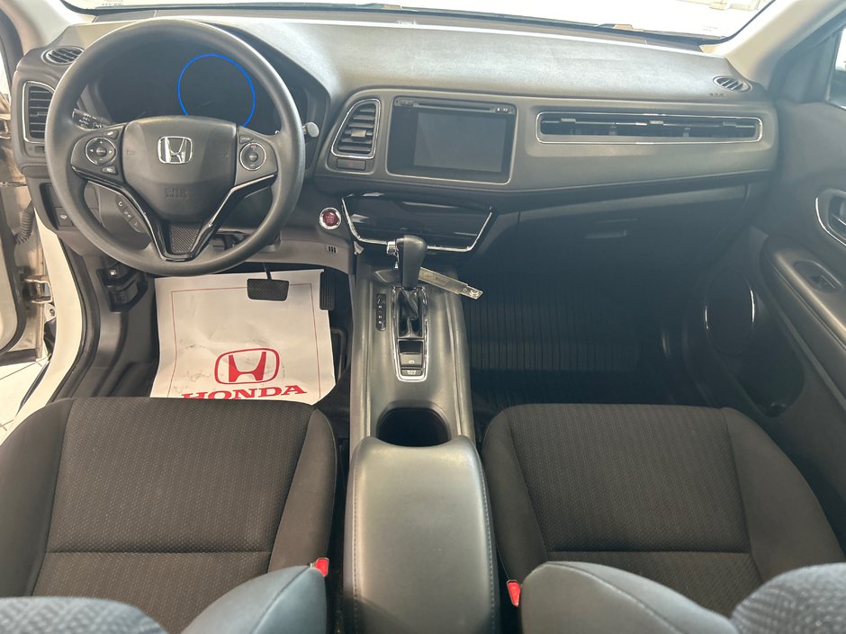 Honda HR-V EX 2018-13