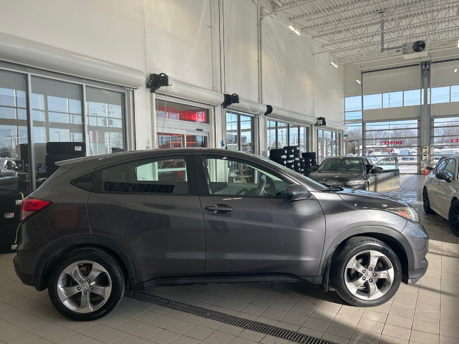 Honda HR-V LX 2018-10