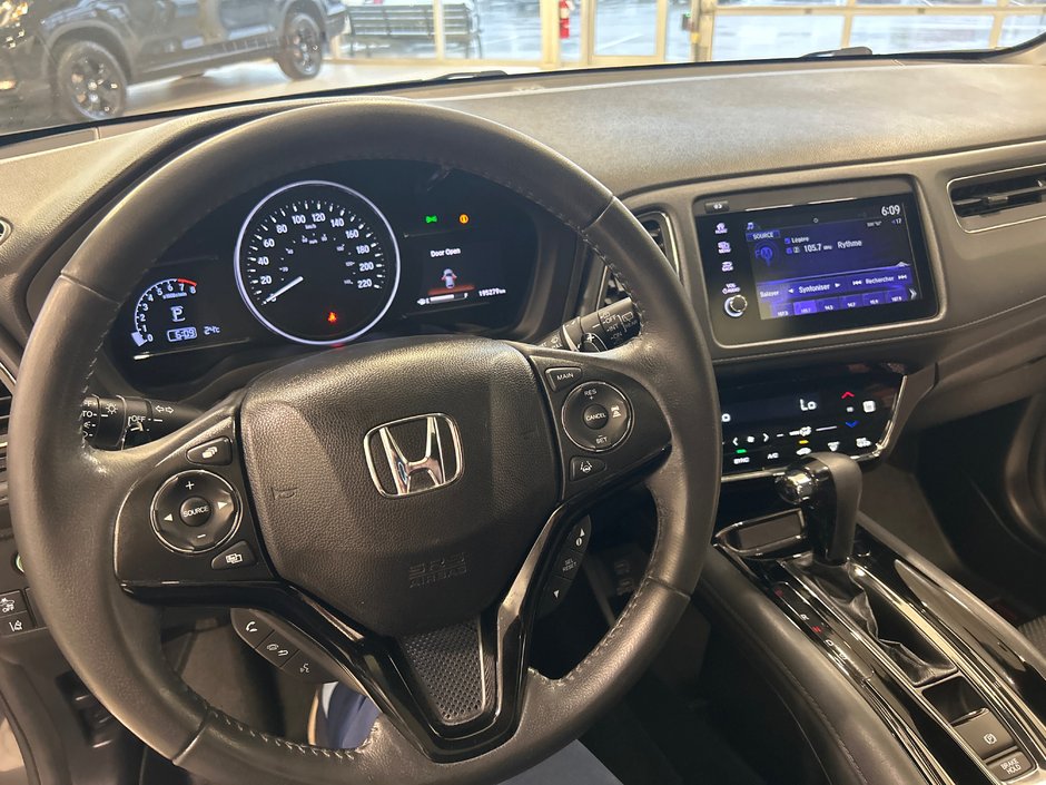 2019 Honda HR-V Sport-25
