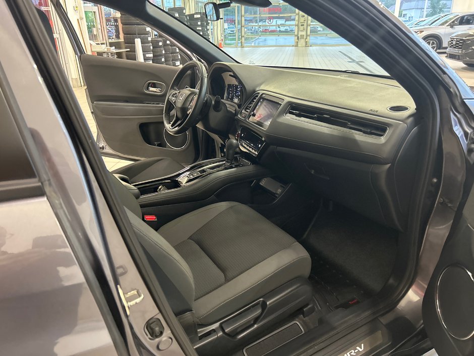 2019 Honda HR-V Sport-13