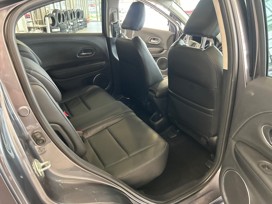 Honda HR-V Touring 2021-11