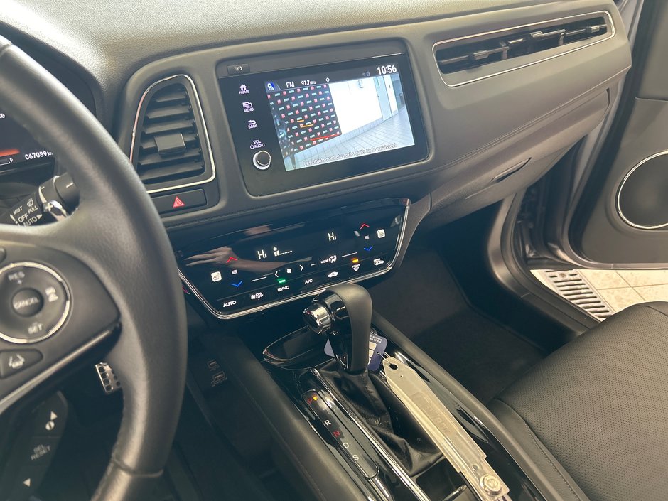 Honda HR-V Touring 2021-34