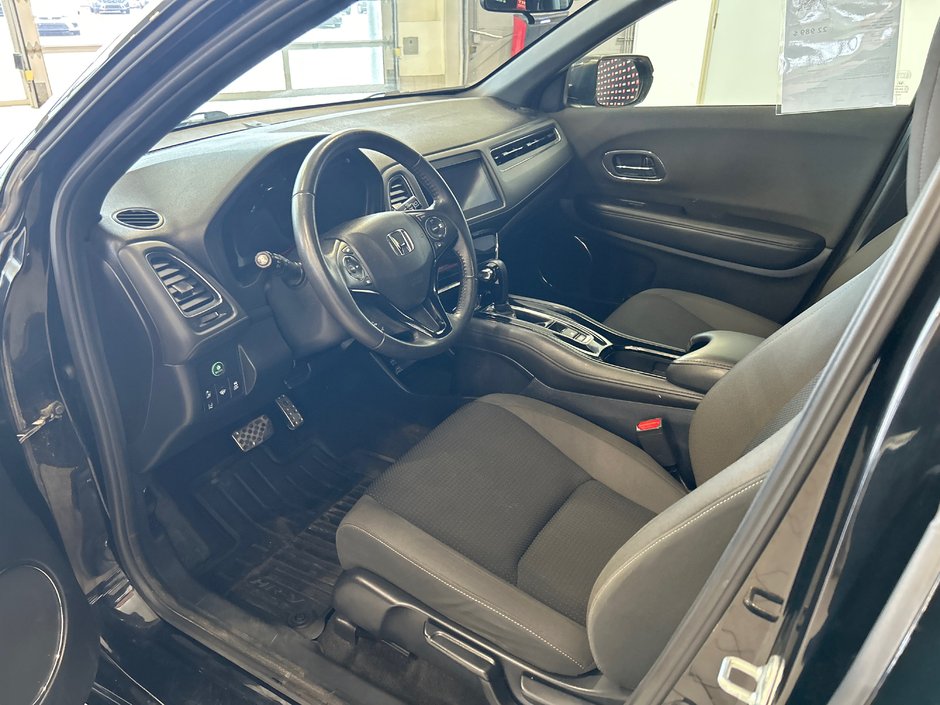 Honda HR-V Sport 2021-15