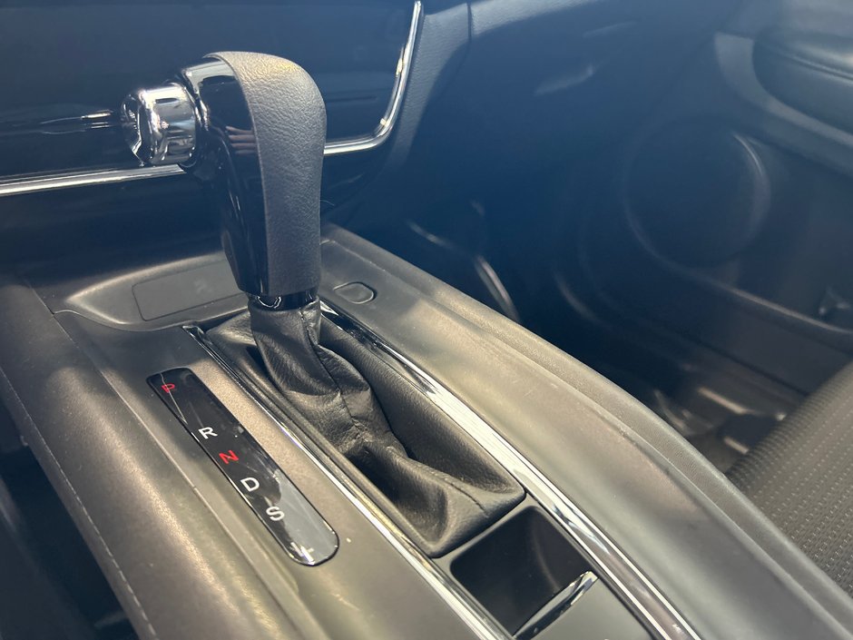 Honda HR-V LX 2021-15