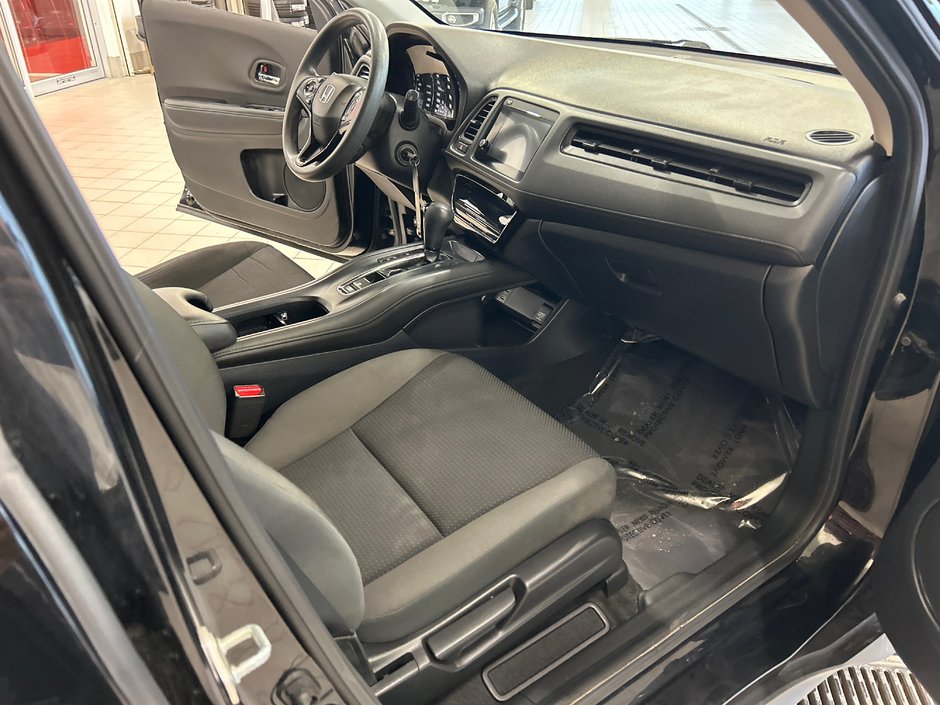 Honda HR-V LX 2022-10