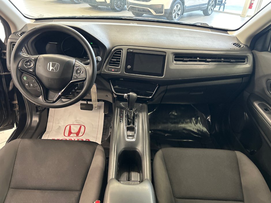 2022 Honda HR-V LX-9