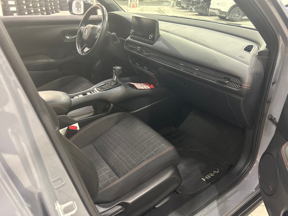 Honda HR-V Sport-B 2024-10