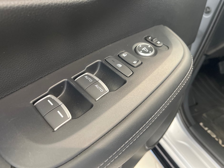 2025 Honda HR-V EX-L Navi-16