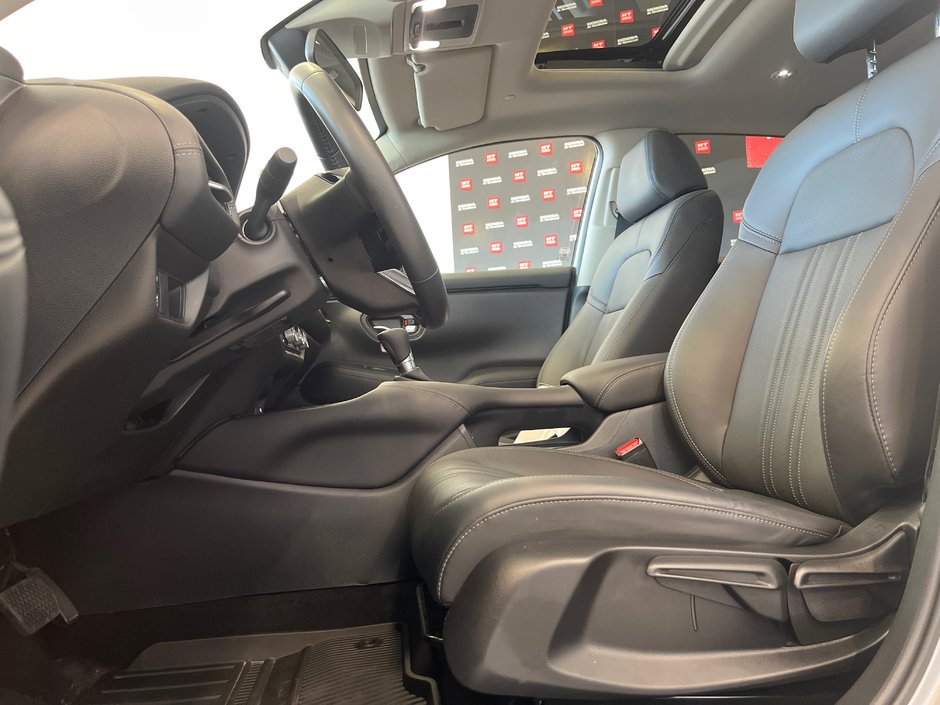2025 Honda HR-V EX-L Navi-14