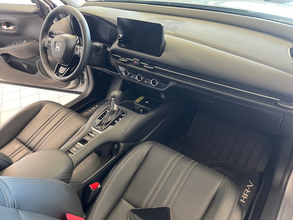 2025 Honda HR-V EX-L Navi-13