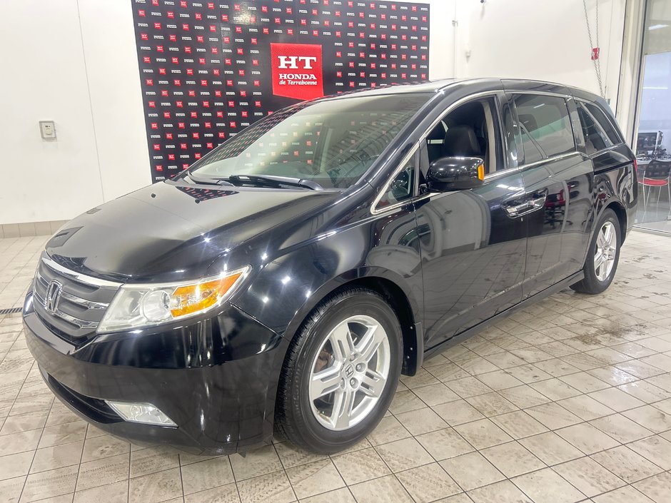 Honda Odyssey Touring 2012-0