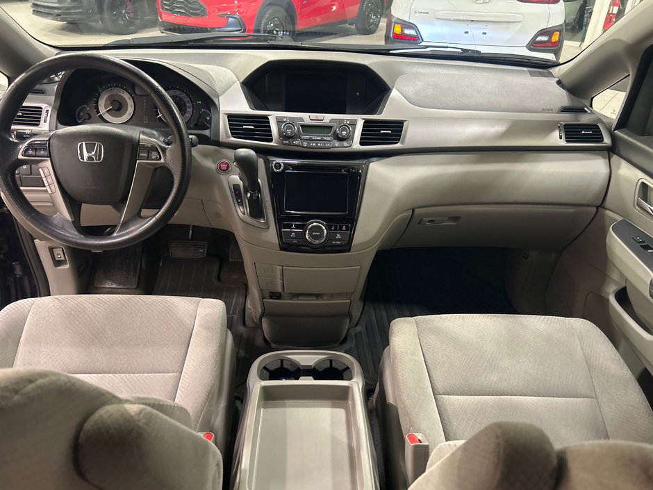 Honda Odyssey EX 2016-23
